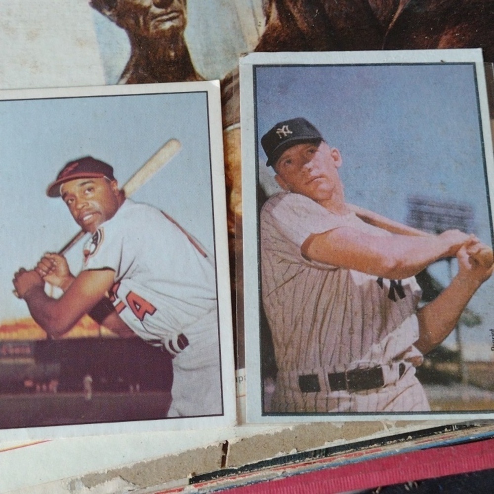 Baseball Card Lot - Picture 3 of 4